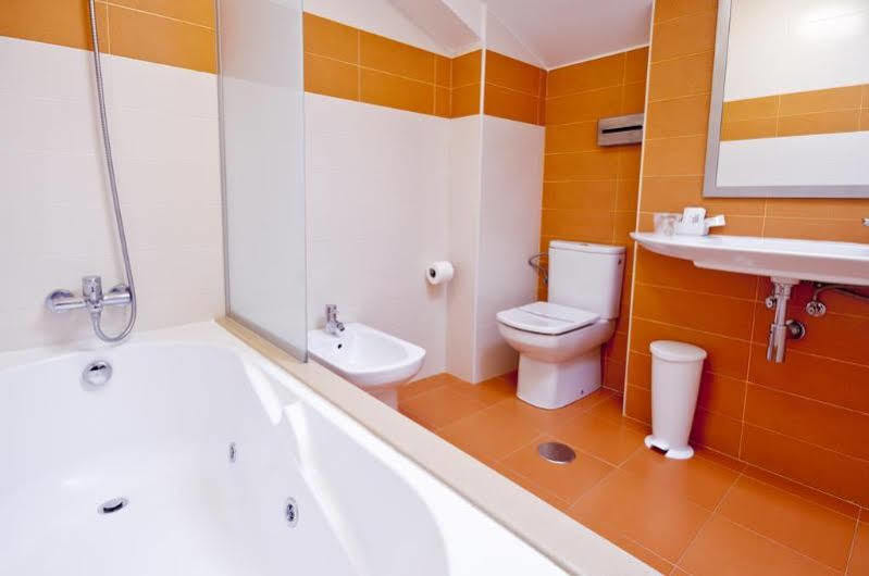 Hotel Boa Vista Viveiro Eksteriør billede
